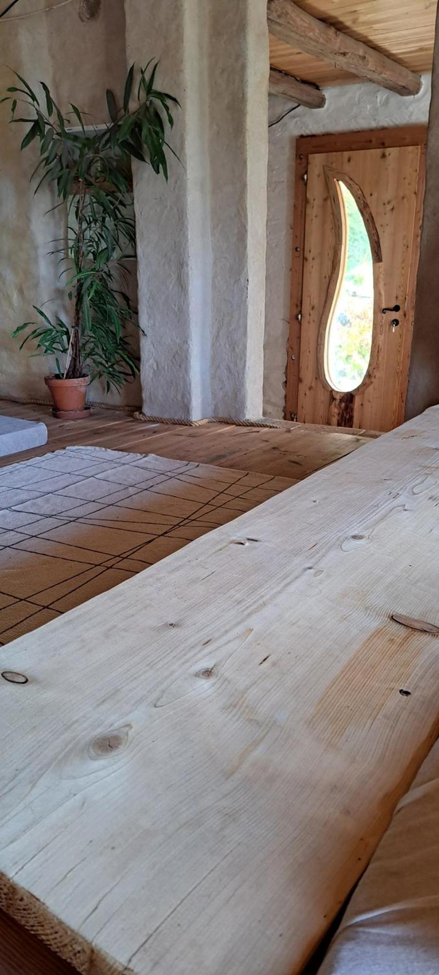 Radja Hobit Penzion Malecov Buitenkant foto